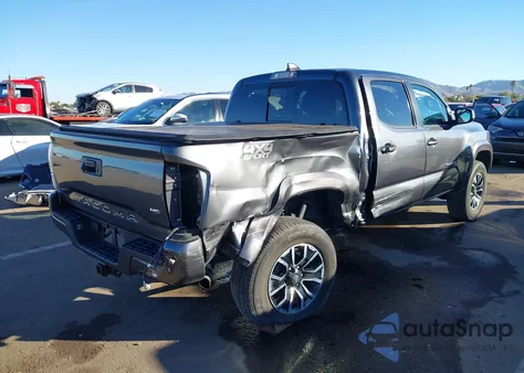 2022 Toyota Tacoma Trd Sport z USA, uszkodzony, nr VIN 3TMCZ5AN2NM453888